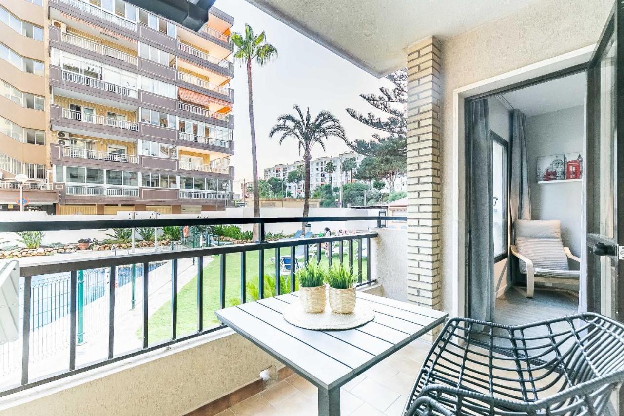 76-Lovely Beach Front Apartment In Fuengirola Extérieur photo